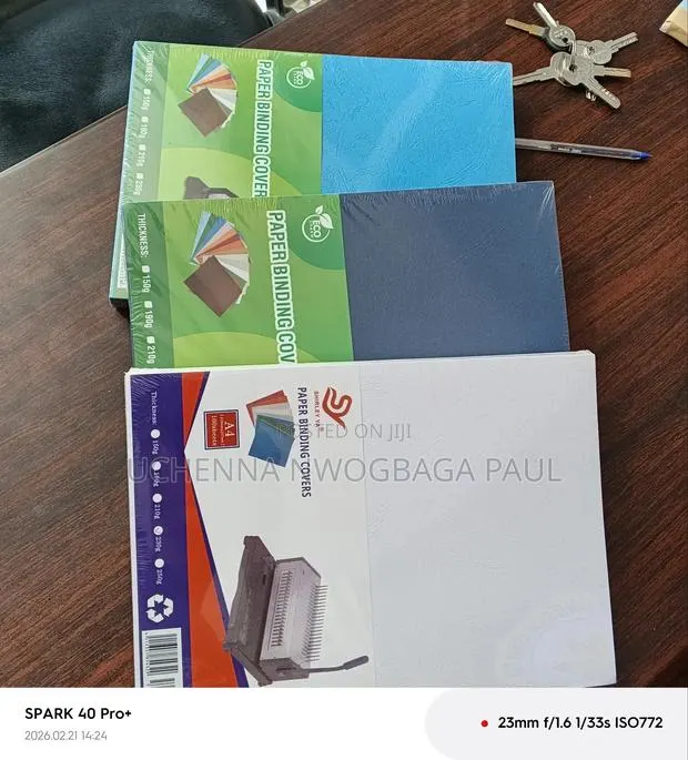 A4 Card Paper Cover 10 Packs · Photo 1