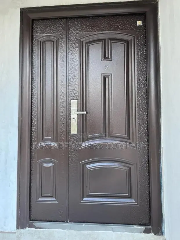 High Quality Polish Black Laminated Door 1+1⁄2 · Photo 1