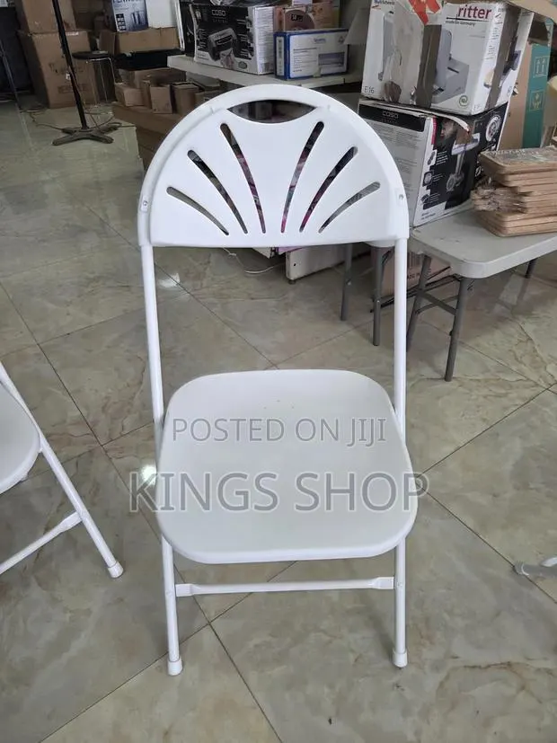 Fanback Folding Chairs Wholesale · Photo 1