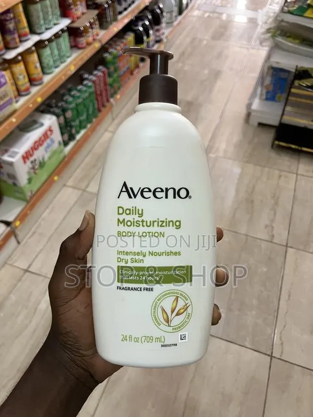 Aveeno Daily Mousturizing Body Lotion · Photo 1