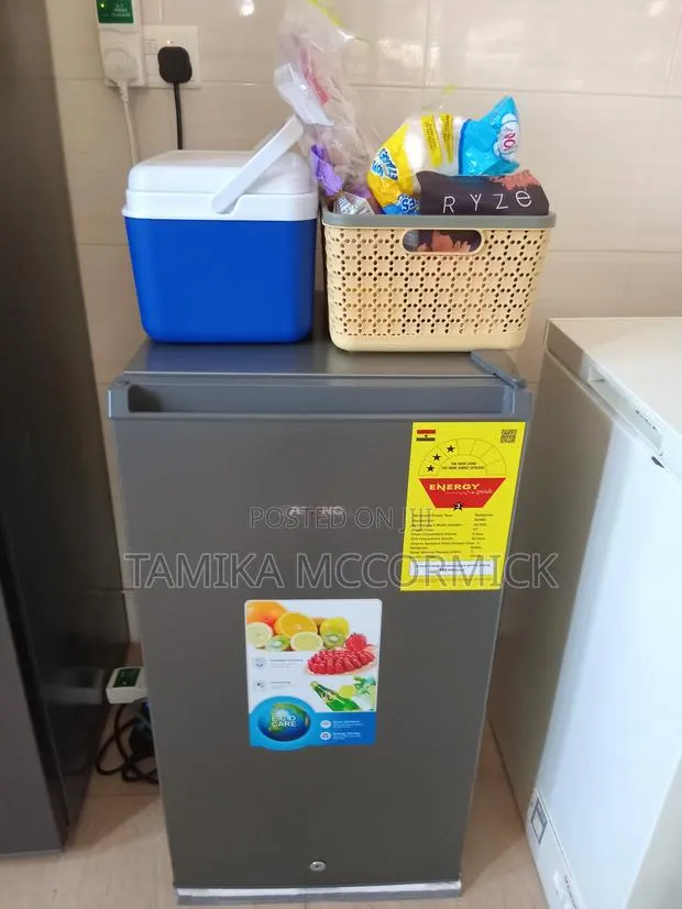 Table Top Fridge · Photo 1