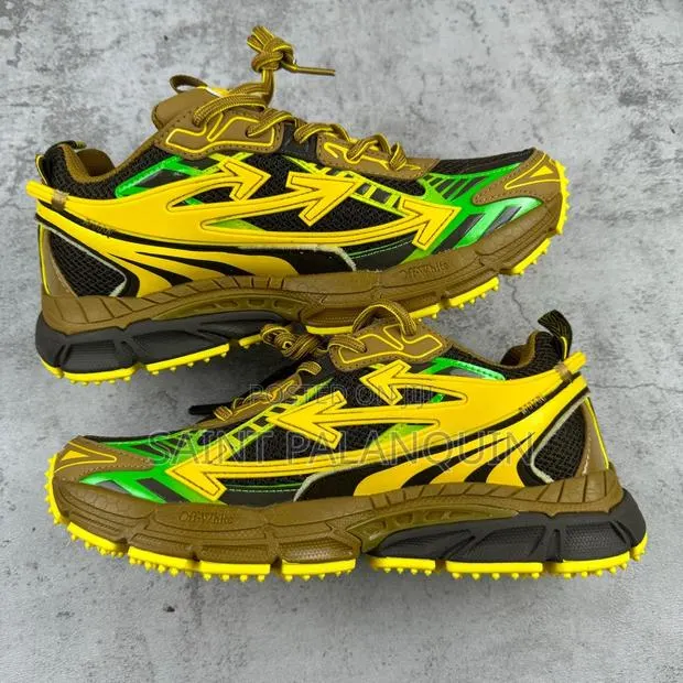 OFF-WHITE Be Right Back · Photo 1