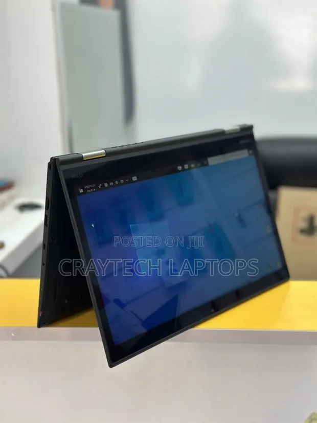 New Laptop Lenovo ThinkPad X1 Yoga 8GB Intel Core i5 SSD 256GB · Photo 1