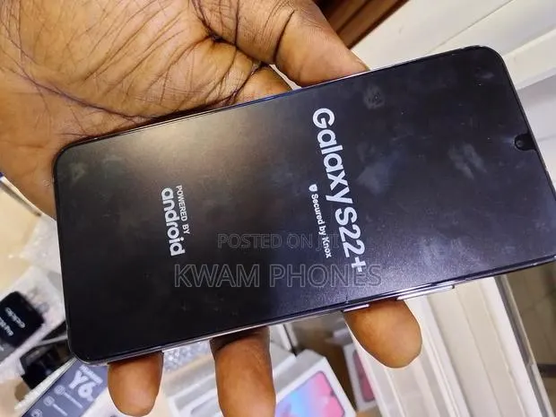 New Samsung Galaxy S22+ 5G 128 GB Black · Photo 1