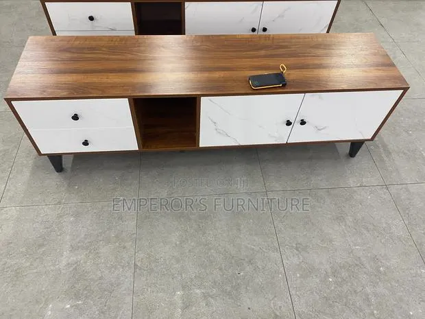 Quality Modern Tv Stand · Photo 1