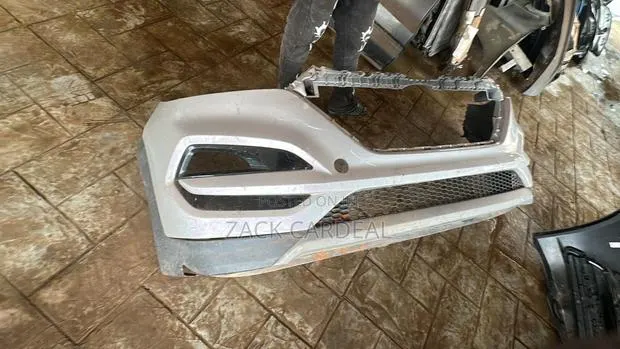 Hyndai Tucson 2017 Front Bumper Available · Photo 1