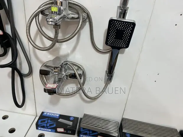 2 in 1 Bath Tap/ Mixer Tap Silver Colour · Photo 1