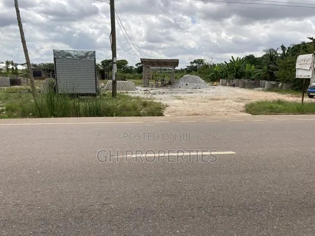Two Plots at Main Road Sokoban Kwame Main Road. · Photo 1