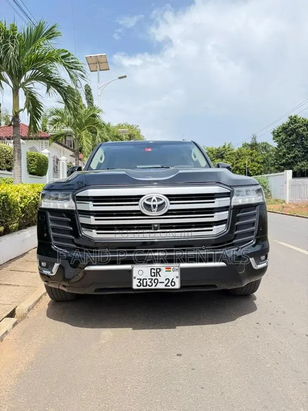New V8 Available for Rent · Photo 1