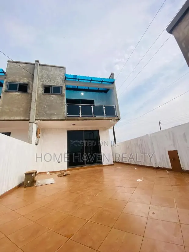 3bdrm House in Oyarifa for sale · Photo 1