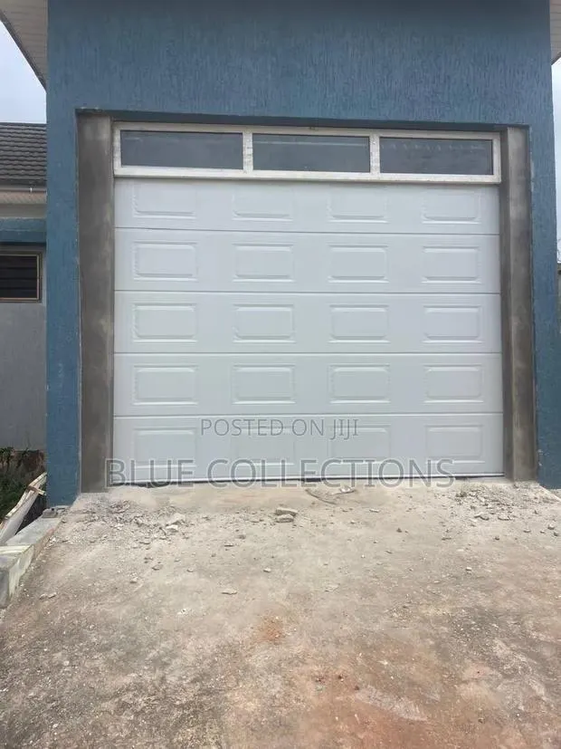 9ft *9ft Automatic Garage Door With Fix Extended Fanlight · Photo 1