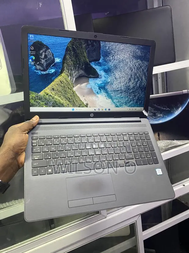 Laptop HP 15 8GB Intel Core i5 SSD 256GB · Photo 1