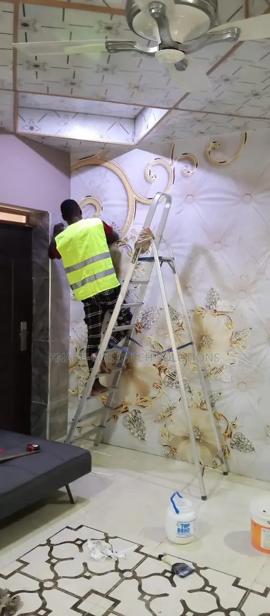 Wallpaper Installation · Photo 1