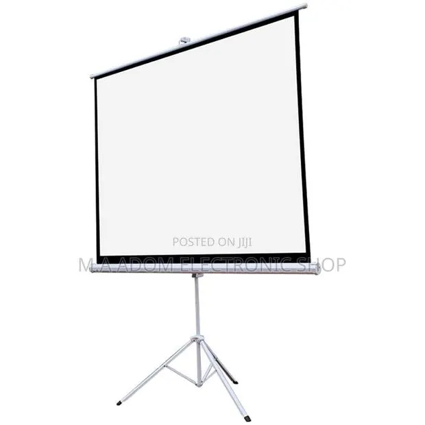 Projector Screen Size 240x240 Cm · Photo 1