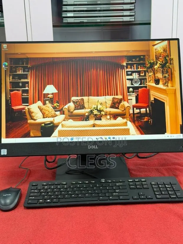 Desktop Computer Dell OptiPlex 7760 8GB Intel Core i5 SSD 512GB · Photo 1