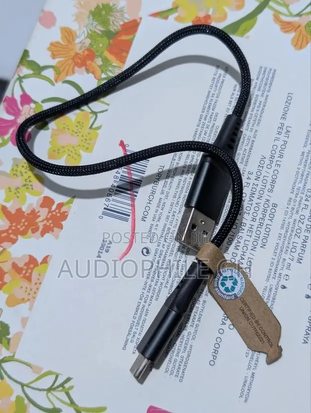Xd Xclusive Usb a to Usb C Cable · Photo 1