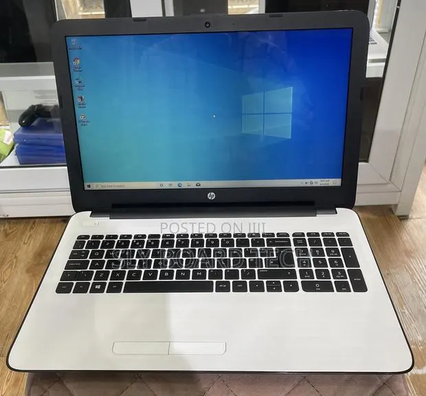 Laptop HP 15 8GB AMD A8 SSD 128GB · Photo 1