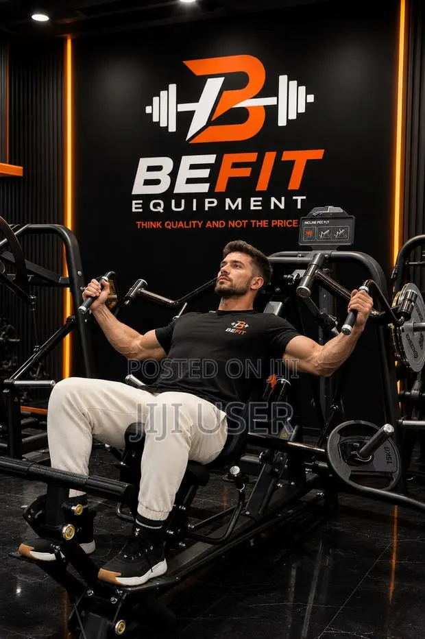 Lateral Raise Machine · Photo 1