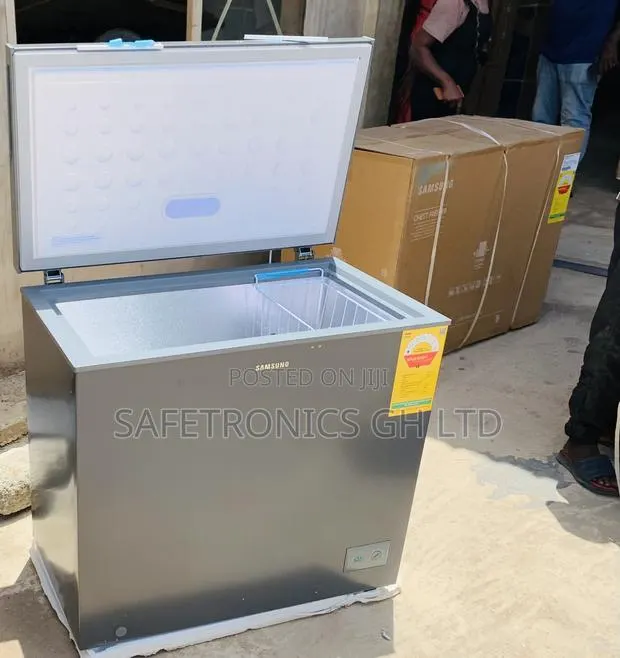 Premium Neat Samsung 198l Chest Freezer Ri70f20v1gagh · Photo 1