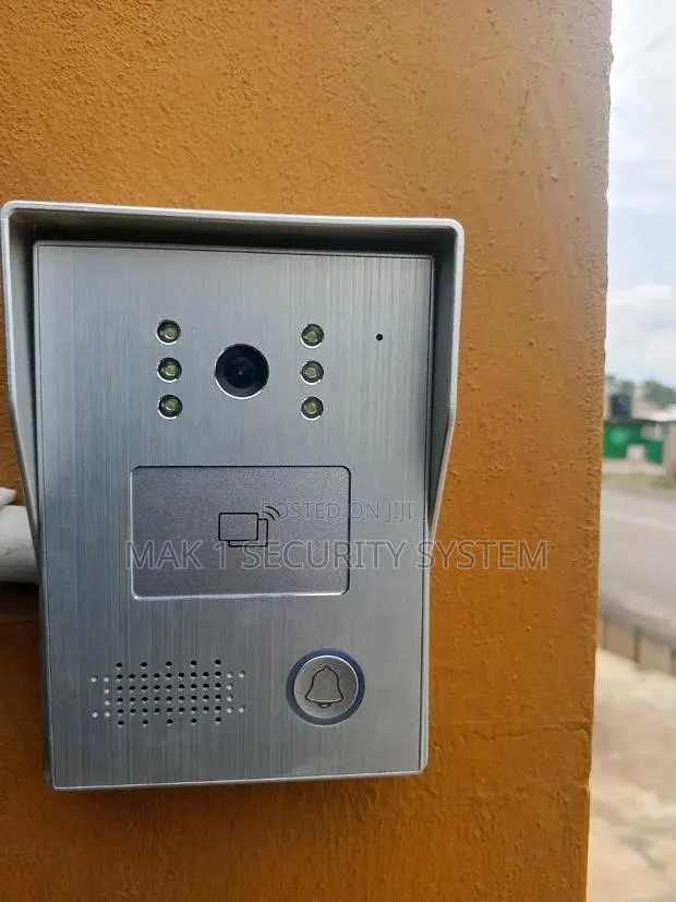 Smart Video Doorbell · Photo 1