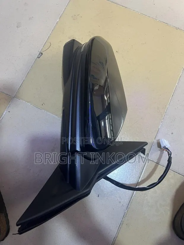 Honda Civic 2017 2018 2019 Mirrors Right · Photo 1