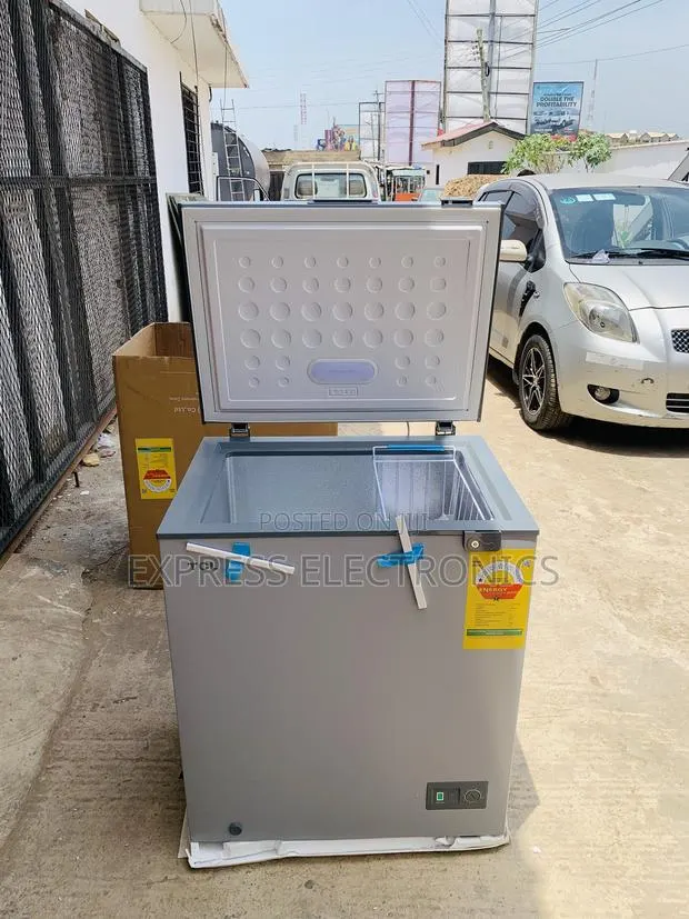 Long Lasting Effects Chest Freezer Single Door 145l TCL · Photo 1