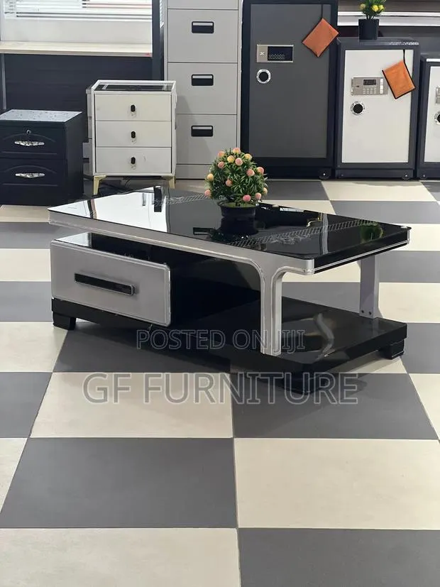 Modern High-Gloss Black Centre Table With Drawers · Photo 1