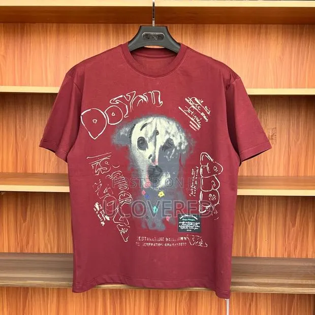 High Quality Unisex Non-Fading T-Shirts · Photo 1