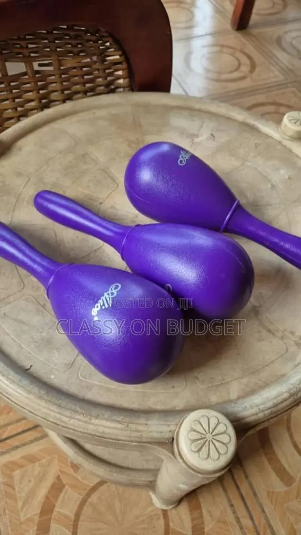 Plastic Rattle Shakers/ Maracas · Photo 1