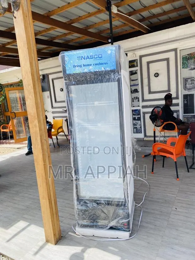 Fast Chilling Nasco Nasfl400-1dr 1 Door Display Fridge. · Photo 1