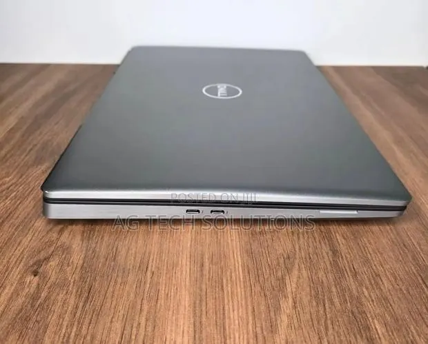 Laptop Dell Precision 7550 16GB Intel Core i7 SSD 512GB · Photo 1