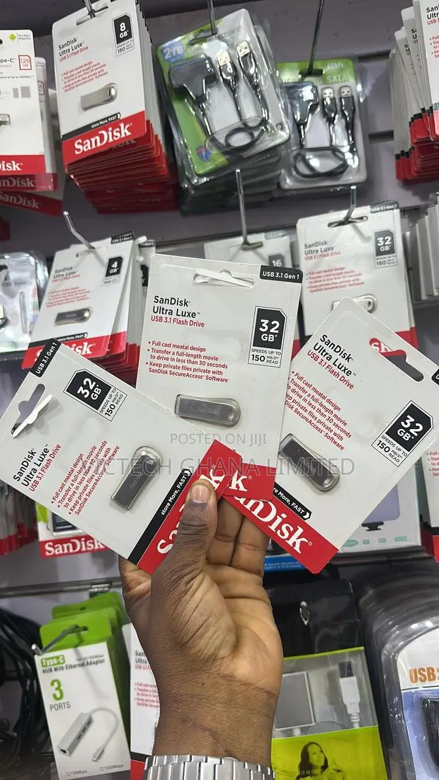 Sandisk 32gig Flash Drive · Photo 1