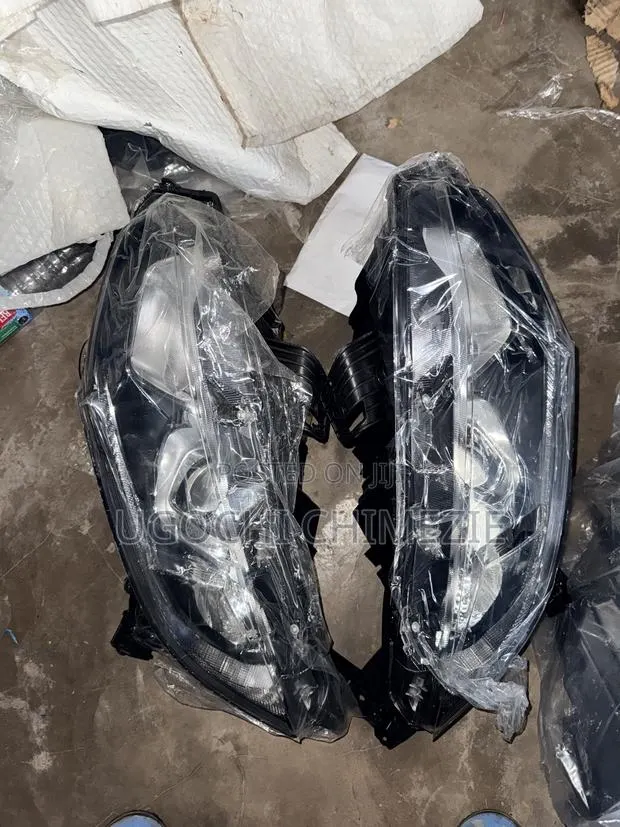 Honda CIVIC 2016/2017/2018/2019/2020/2021 HEADLIGHTS · Photo 1