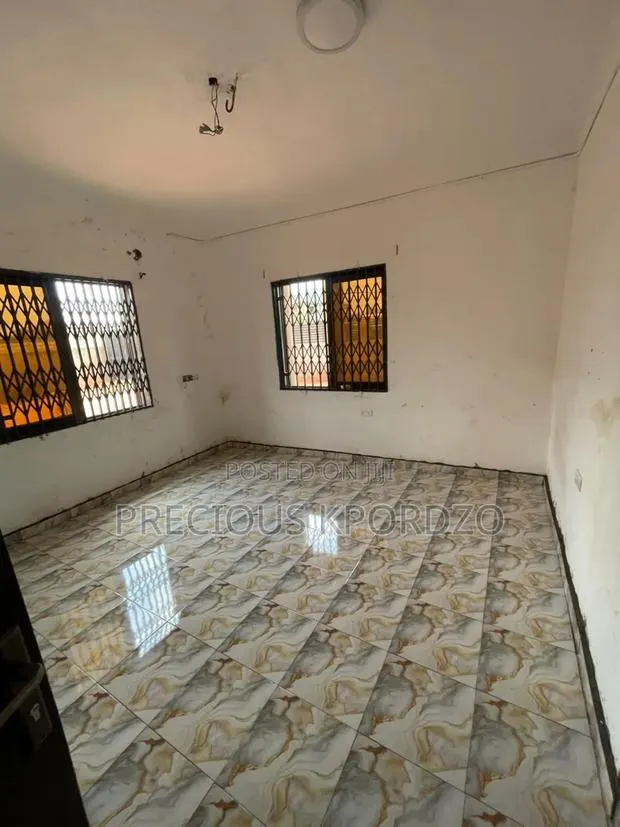 1bdrm Apartment in Adenta Commandos for rent · Photo 1