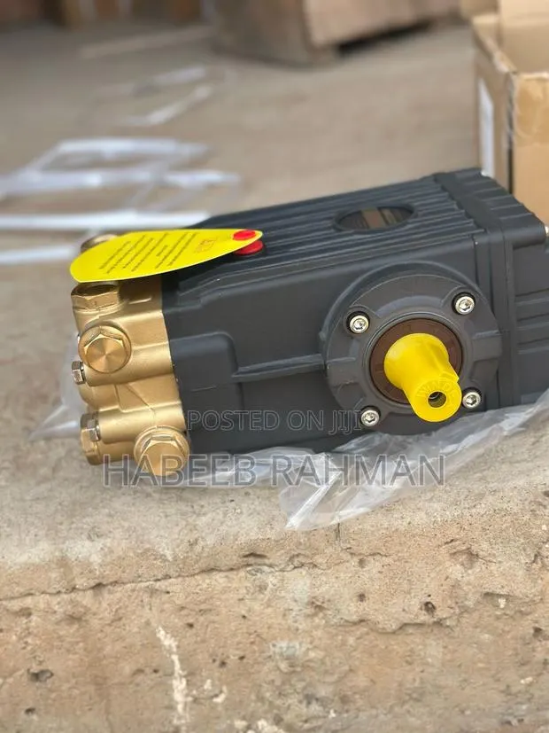 High Pressure Pumps · Photo 1