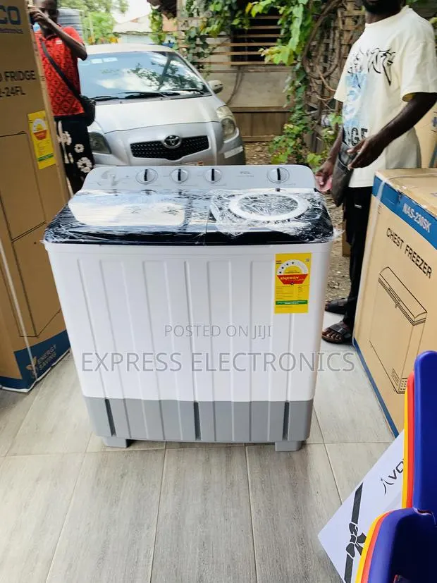 Semi Automatic Washing Machine 18Kg Topload Twintub TCL · Photo 1