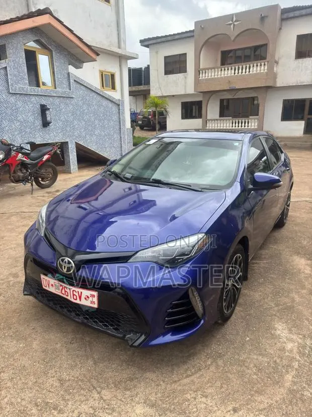 Toyota Corolla 2015 Blue
