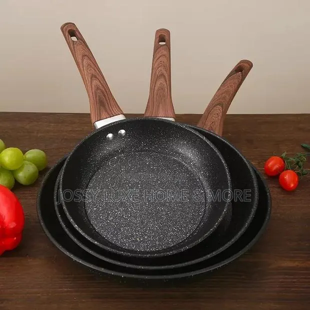 3 PCS Non-Stick Frying Pan · Photo 1