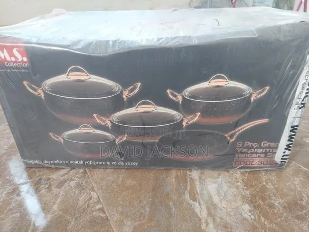 Non Stick Cooking Pan · Photo 1