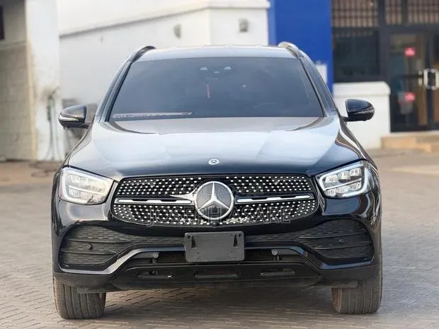 Mercedes-Benz GLC-Class 2022 Black · Photo 1