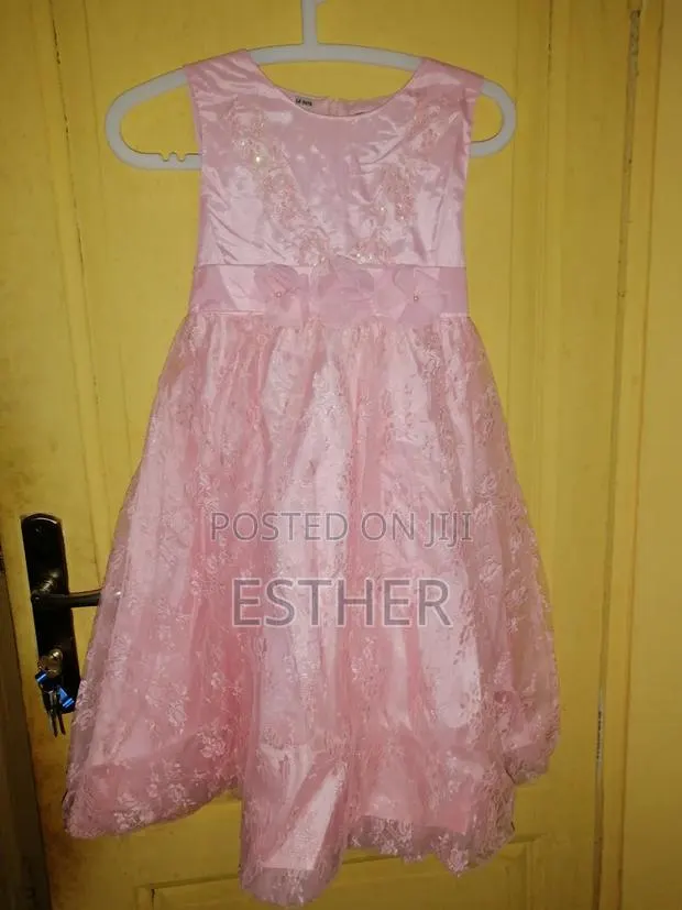 Girls Dresses · Photo 1