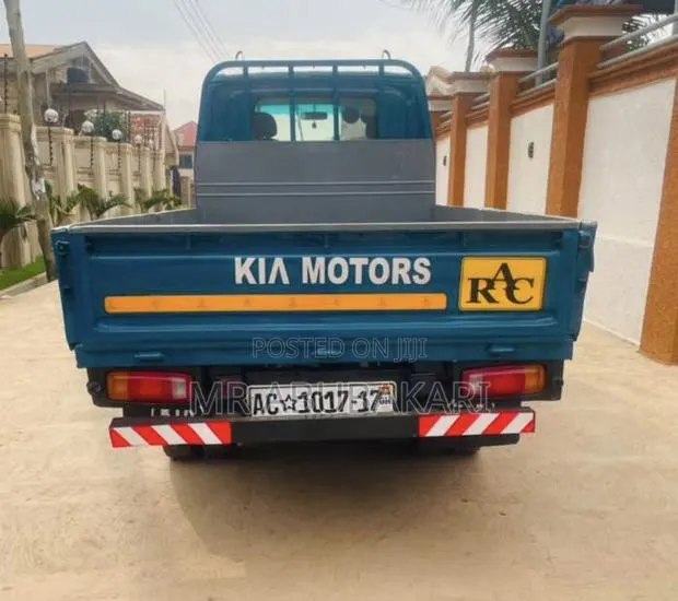 Kia Pregio 2000 Brown · Photo 2