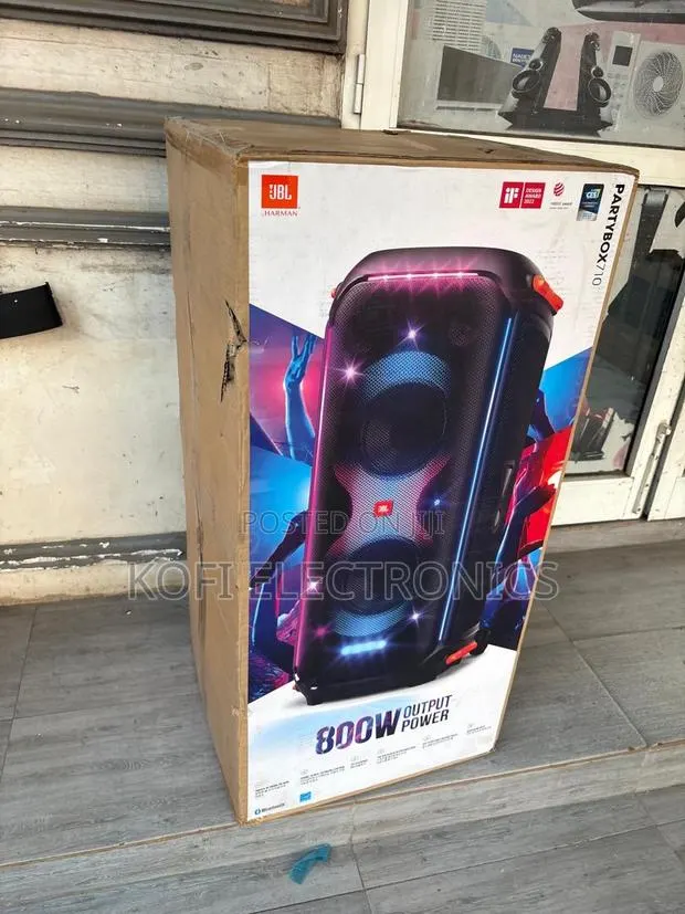 JBL Playbox 710 Premium Wireless Party Speaker · Photo 1