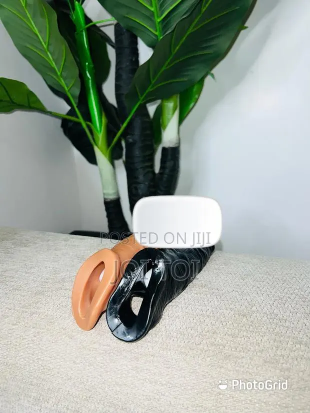 6.3 Inches Silicon Cock Sleeve · Photo 1