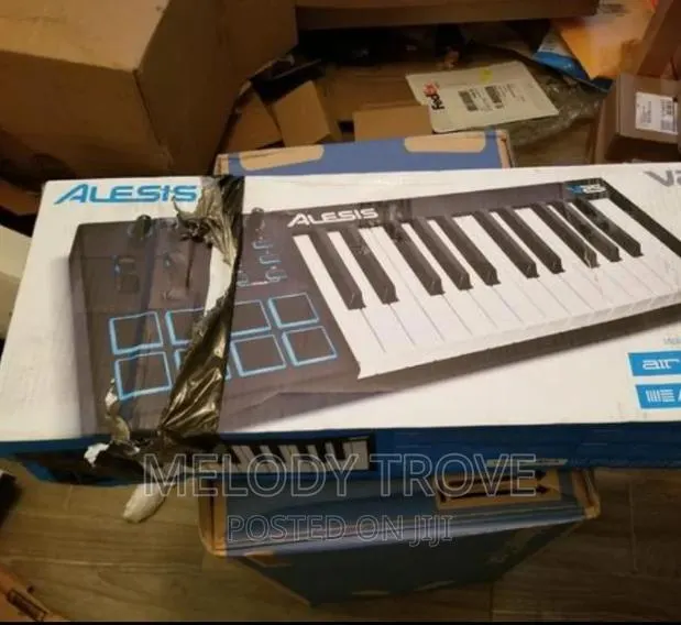 Alesis V25 Studio Mini Keyboard · Photo 1