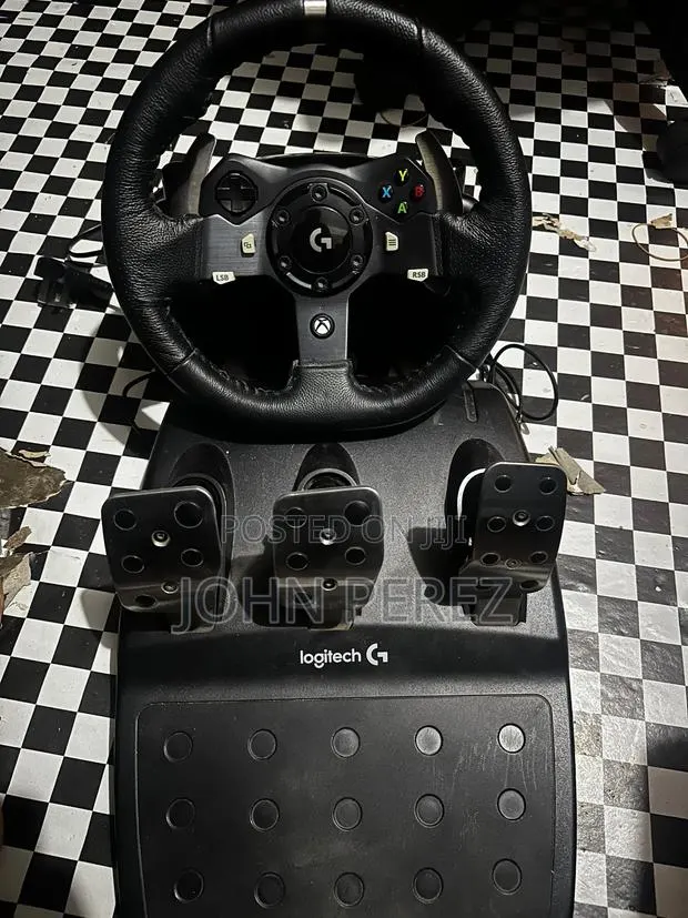 Logitech G920 Steering · Photo 1