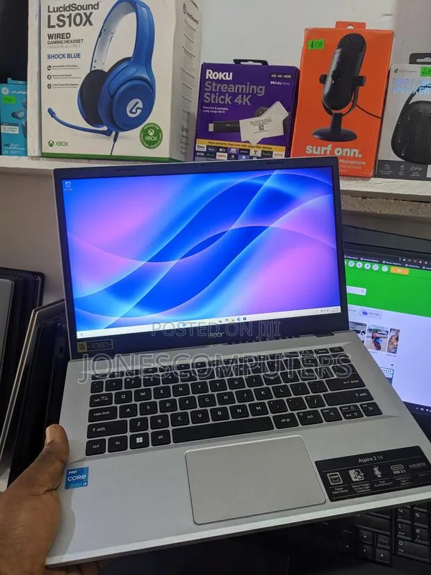 Laptop Acer Aspire 3 A314-31 8GB Intel Core i3 SSD 128GB · Photo 1