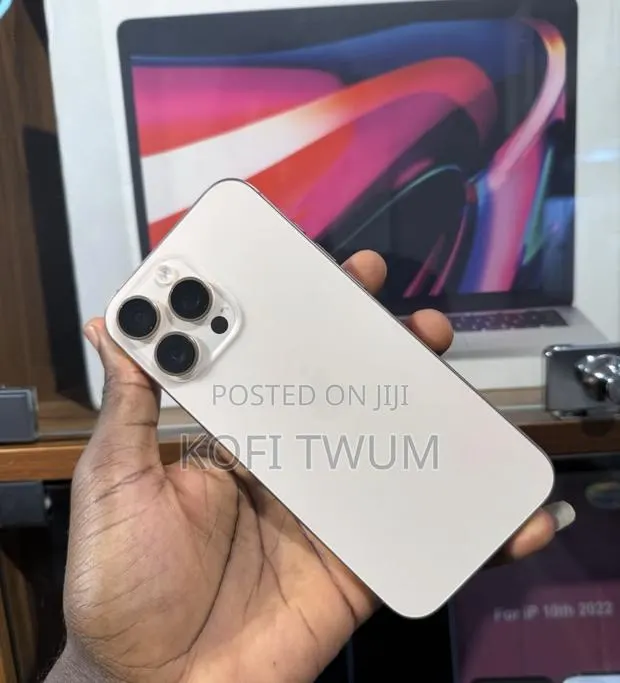 Apple iPhone 16 Pro Max 512 GB Rose Gold · Photo 1