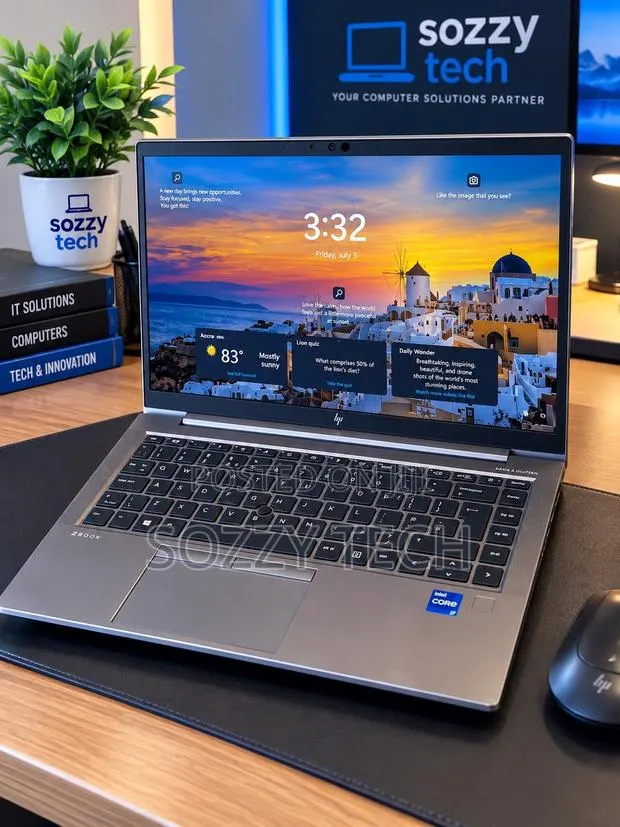 Laptop HP ZBook Firefly G8 16GB Intel Core i7 SSD 512GB · Photo 1