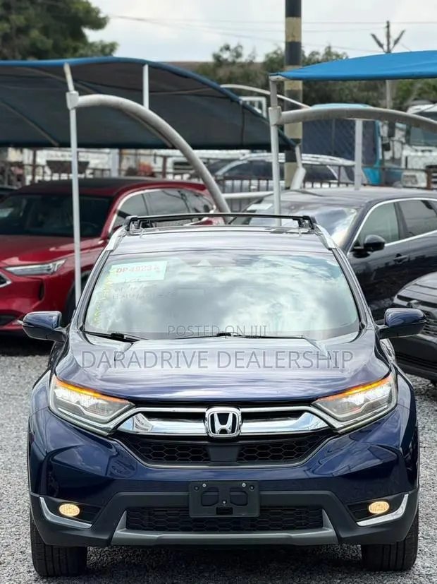 Honda CR-V Touring AWD 2018 · Photo 1